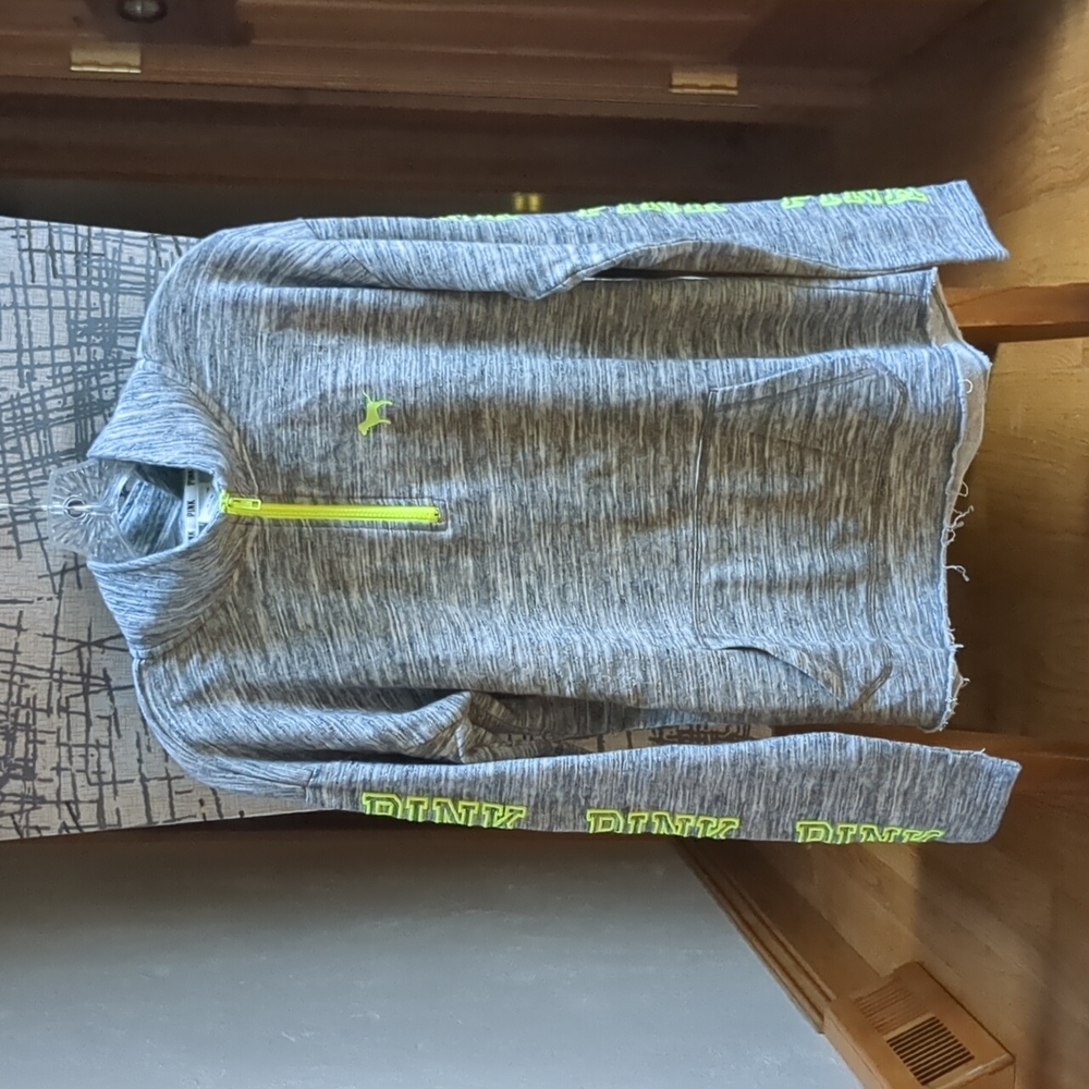 Victoria Secret PINK quarter zip grey size Medium